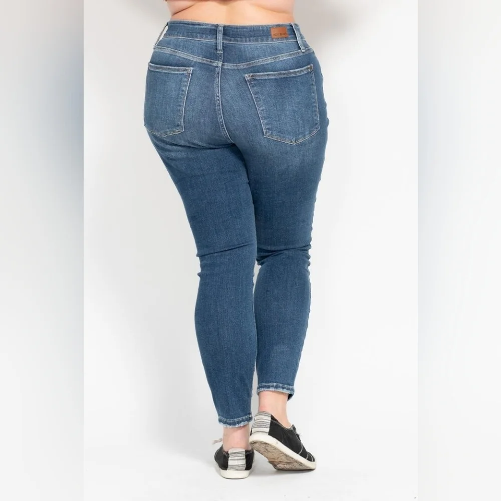 Judy Blue High Rise Medium Wash Button Fly Skinny Jeans Stretch Various NEW